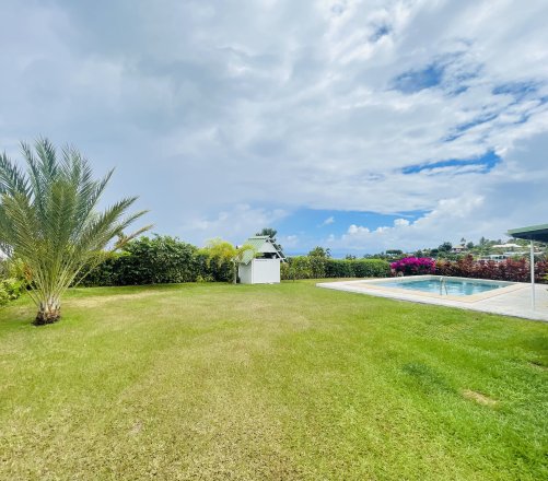 À VENDRE À PUNAAUIA LOTUS – MAISON T5 AVEC PISCINE &amp; VUE OCÉAN (Moorea)